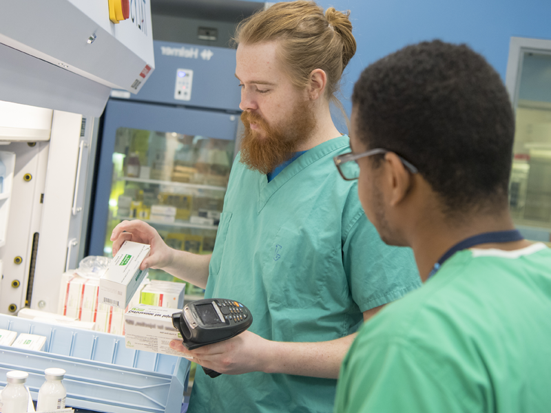 Pharmacy Technician Careers - TPTS